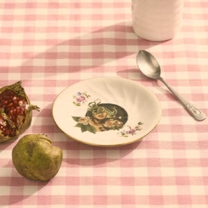 Plato collage 1 La Dama y el Kraken